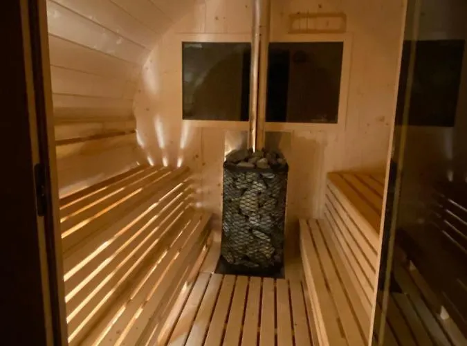 Dom Na Kaszubach, Sauna I Balia فيلة